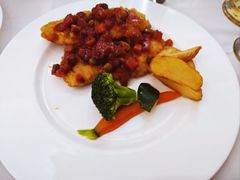 鲜面包粒吉列炸猪排-成桂西餐厅(河北路店)