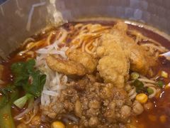 -魔都三兄弟酸辣粉·蘸卤炸串(虹桥万科店)
