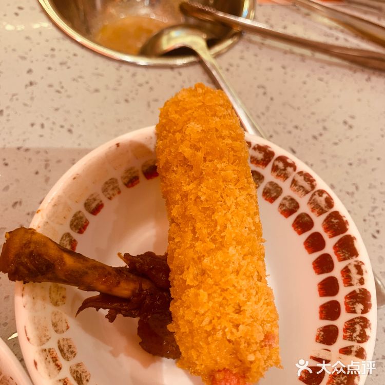 人山人海的自助小火锅