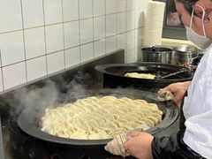 -黄阿姨锅贴大王(万航渡路店)