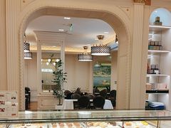 -Angelina安吉丽娜(恒隆广场店)