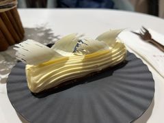 -潮一不贰·法式甜品·生日蛋糕·西式简餐(外滩店)