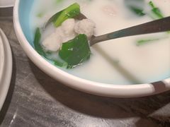 大连特色鲅鱼丸-大胡同天津菜·海肠捞饭·津门皮皮虾锅贴一绝(西姜井店)