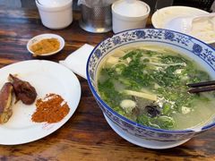 -桥香园云南过桥米线(金马碧鸡店)