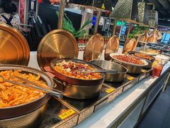-四囍码头海鲜烧烤自助火锅(外滩南京东路悦荟广场店)