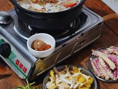 -钰洁腊排骨火锅