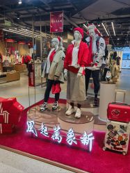 -adidas(德基广场店)