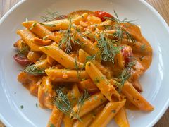 -ROAST coffee & eatery