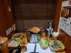 -独食火锅·半米屋台(直营总店)