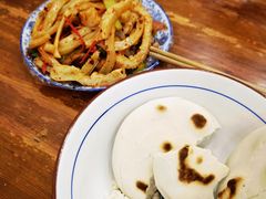 -刘信牛羊肉小炒泡馍(回民街店)