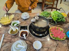 -鲁朗纳麦石锅鸡庄园