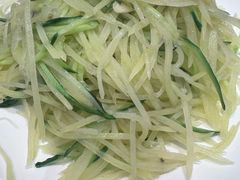炒土豆丝-李连贵酒家熏肉大饼(昆明街店)