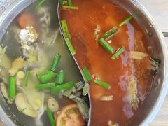 -苗家恒灵酸汤鱼-跳水牛肉连锁店(凯里总店)