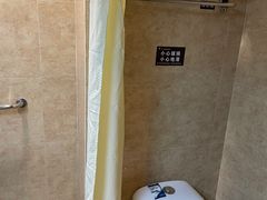 -花水湾第一村温泉大酒店