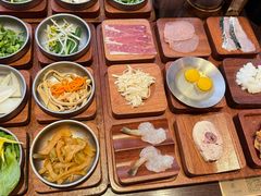 -银米·云南传统过桥米线(双廊黑金冠店)