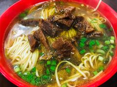 红焖牛肉面-春和面馆(常德路店)