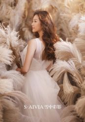 -雪中彩影婚纱摄影·微光艺术中心