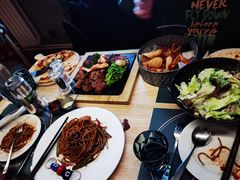 -刀叉遇上筷子中西融合餐厅(成都道店)
