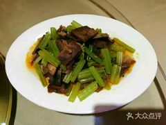 -湘缘道客•湘缘饭店·25年湘菜馆(古墩路店)