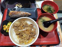 -食其家·牛丼咖喱(金三角店)