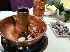 -楼外楼大刀肉传统火锅居(幸福街店)