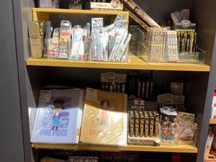 -九木杂物社(新奥购物中心店)