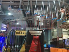 -嗨翻Hi-Fun竞技主题乐园·蹦床亲子生日轰趴(国光1937店)