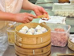 -馋三尺蟹粉小笼(人民广场店)