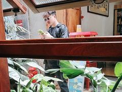 -银米·云南传统过桥米线(双廊黑金冠店)