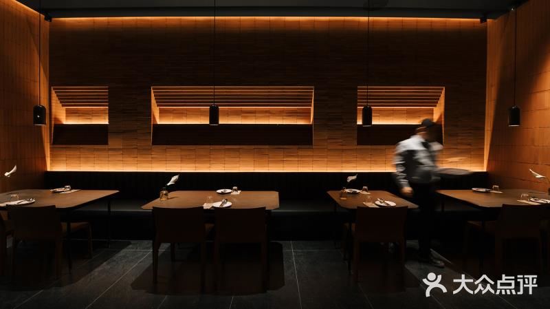 因为专业，所以信任。
