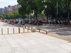 -大润发(勤业店)