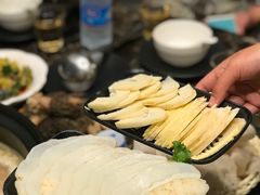-菌海森林·非遗野生菌火锅(西山区滇池路摩根道店)