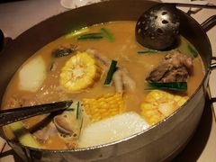 -肥仔文澳门猪骨煲(南京西路店)