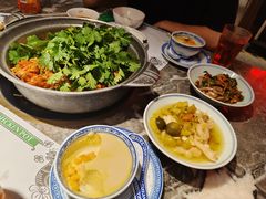 -禄婶鸡煲·打边炉