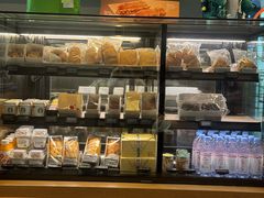 -星巴克(青岛火车北站候车大厅店)