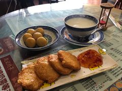 -赵记传承特色牛奶甜品(泉城广场店)