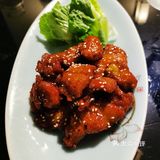 最爱它家的咸猪手（店家想的很周到把肉肉切成小块方便入口）