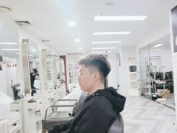 -米娜护肤造型