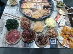 -渝嘴小老弟老火锅(华新村店)