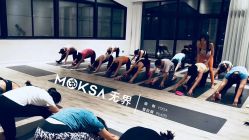 -无界瑜伽普拉提