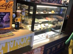 面包甜点陈列柜-麦当劳(哈西万达店)