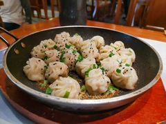 小小生煎包-松沪名灶·豆浆鱼头·新上海菜(飞航吾悦广场店)