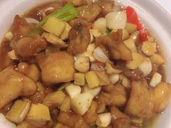 三杯鸡-高第街56号餐厅(银座商城玉函店)