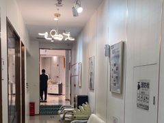 -登特口腔医院(鼓楼东街口店)