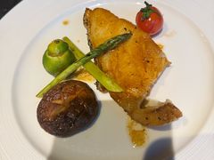 -雾山韩式烤肉·海南糟粕&椰子鸡火锅·海景餐厅(三亚绿发山海天JW万豪酒店)