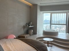 -芷迹江景酒店(五一广场汇景城店)