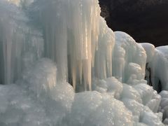 -大平台龙居瀑布旅游区