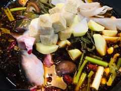 -忆乡情铁锅炖鱼饭店(延庆店)