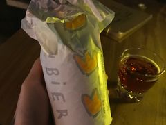 -三两三民谣咖啡清吧