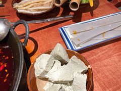 -周小明火锅(黑金冠社区店)